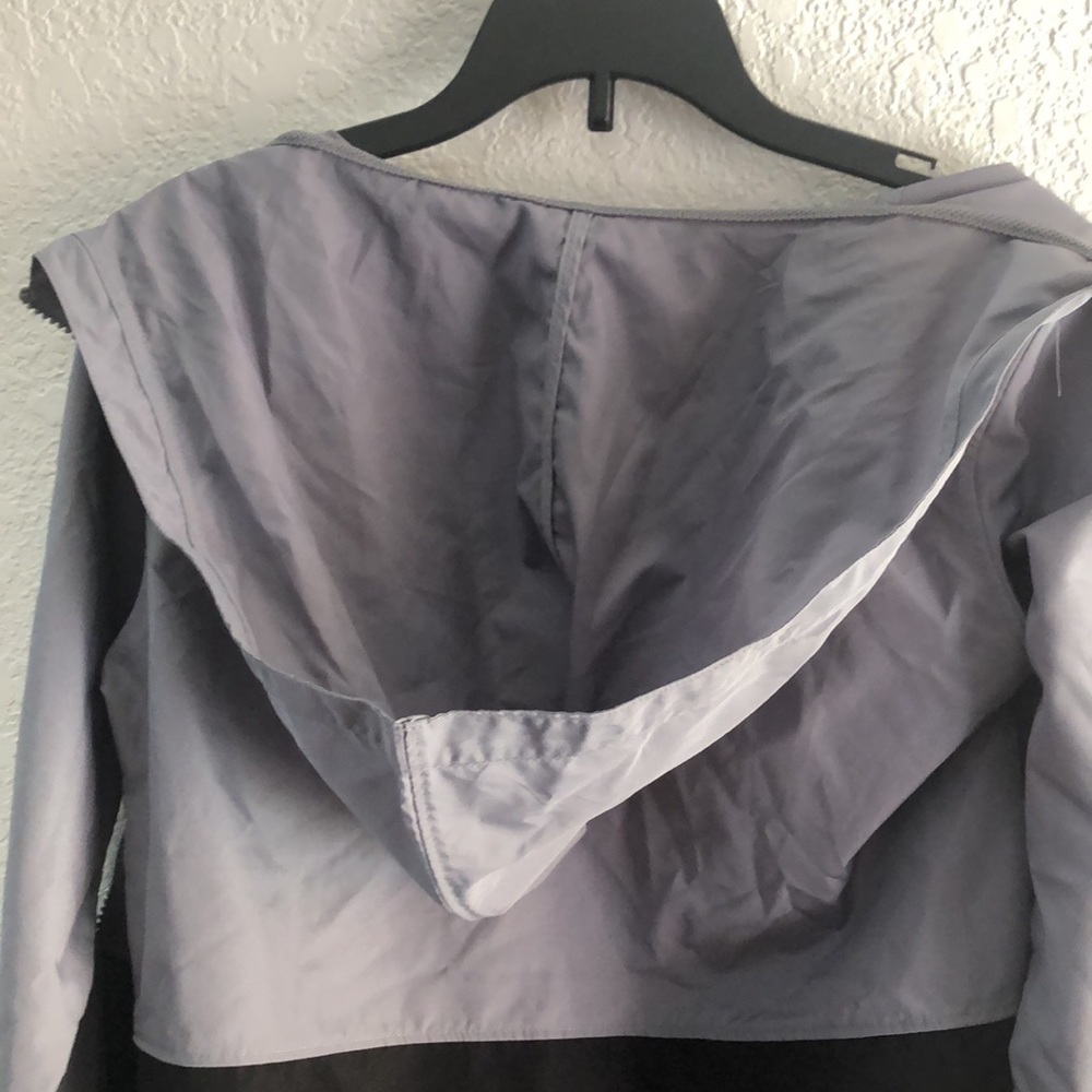 Champion Big Boys Colorblock Logo Windbreaker Jacket - Picture 9 of 10